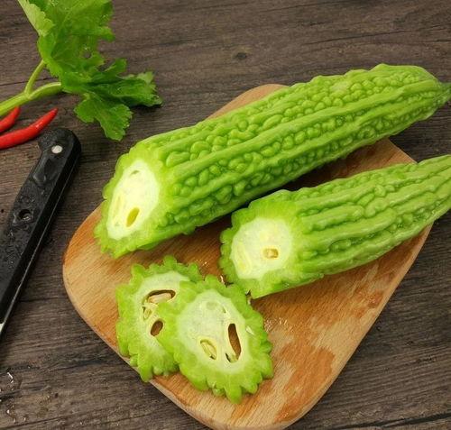 某雷吃瓜,一场网络狂欢背后的真相与反思